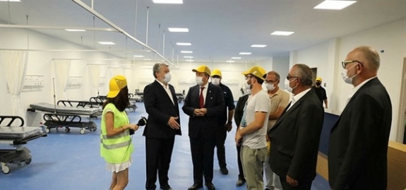 Tatar, inşaatı devam eden Acil Durum Hastanesinde incelemelerde bulundu