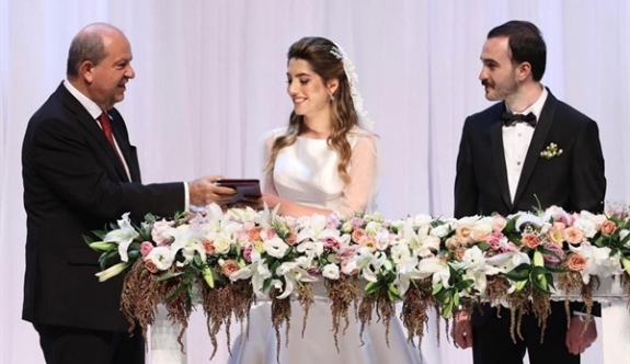 Tatar, Çavuşoğlu'nun kızının nikah şahidi oldu