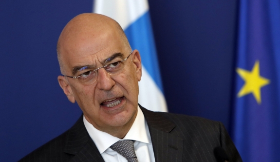 Yunanistan Savunma Bakanı Dendias: "Türkiye (insansız hava araçlarında) çok ileri adım attı"