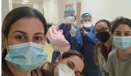 Pandemi Hastanesinde 3 Kız Bebek Dünyaya Geldi