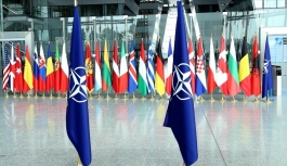 NATO Genel Sekreteri Jens Stoltenberg, NATO Müttefiklerinin Ukrayna'ya Askeri ve İnsani Desteğini Artırdığını Bildirdi