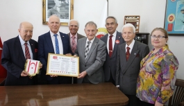 Töre, İstanbul’da Türkiye Emekli Subaylar Derneği’ni Rasim Paşa Şubesi’ni ziyaret etti