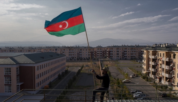 Azerbaycan'da Ermenistan İşgalinden Kurtarılan Karabağ'a Düzenli Otobüs Seferleri Yapılacak