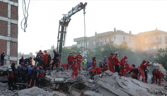 İzmir Depreminde Yıkılan Yağcıoğlu Apartmanı Davası Sanıklarına Hapis Kararı