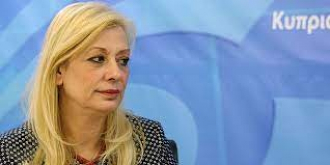 Hayatını Kaybeden Rum Çalışma Bakanı Zeta Emilianidu Cuma Günü Defnedilecek