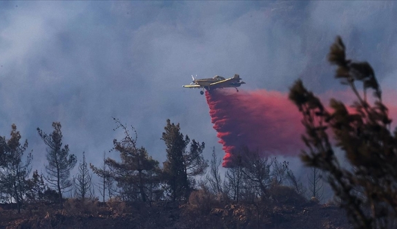 Marmaris'teki Orman Yangınına Havadan ve Karadan Müdahale Ediliyor