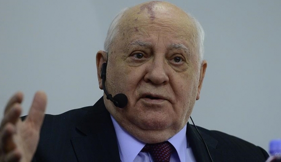 Gorbaçov hayatını kaybetti