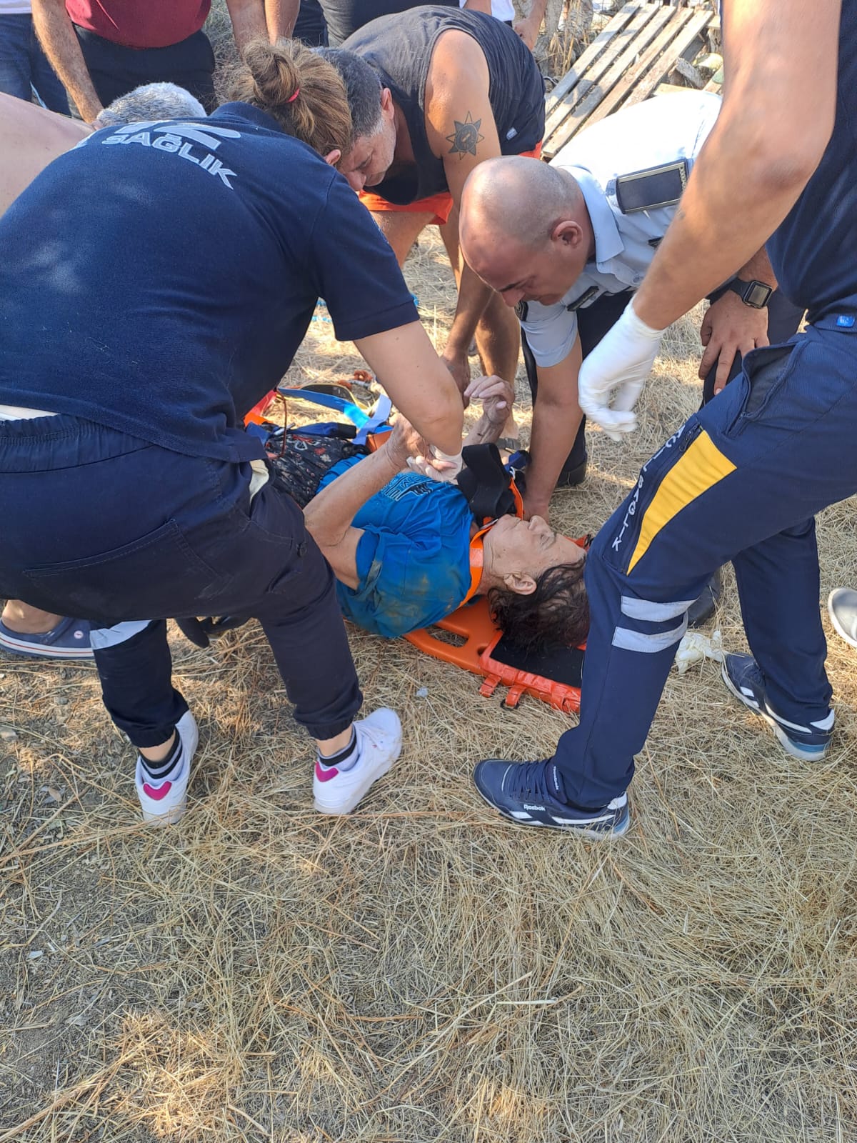 Serdarlı'da kuyuya düşen kadın kurtarıldı