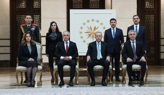 Korukoğlu güven mektubunu Türkiye Cumhurbaşkanı Erdoğan'a sundu
