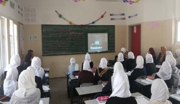 İran'ın Huzistan, Erdebil ve Batı Azerbaycan eyaletlerinde onlarca kız öğrenci zehirlendi