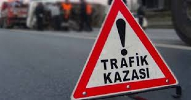Lefkoşa’da Yenişehir ışıklarında alkollü sürücünün yol açtığı kazada 2 yaralı