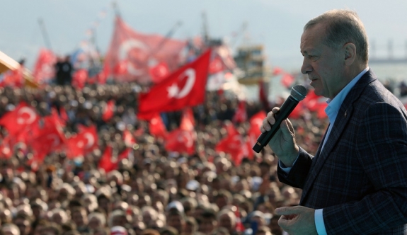 The Guardian analizi: Hastalığı sonrası Erdoğan daha kırılgan görünüyor