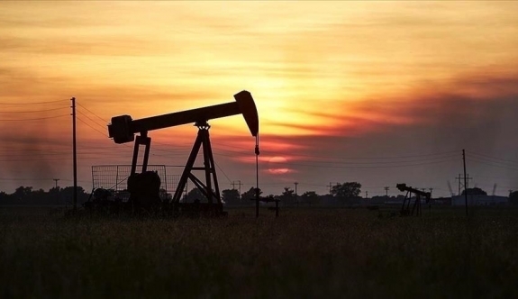 Brent petrolün varil fiyatı 79,84 dolar