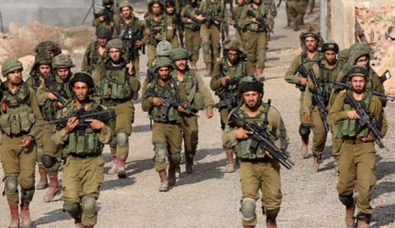 İsrail ordusu, kara araçlarıyla Gazze'deki işgalini genişletmeye çalışıyor