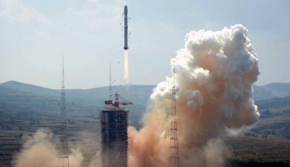Çin, "Tienmu-1" meteoroloji uydularını fırlattı
