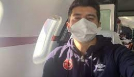 Güney Kıbrıs'ta Karantinaya Alınan Alperen Arabacı, Larnaka’dan Ambulans Uçakla İstanbul'a Döndü