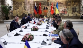 İstanbul'daki Rusya-Ukrayna Müzakere Heyetleri Toplantısı Başladı