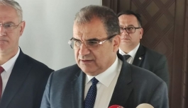 Başbakan Faiz Sucuoğlu Toplantı Sonrası Açıklama Yaptı