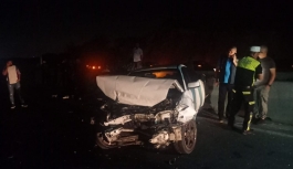 Gece Yarısı Ölümlü Trafik Kazası 2 Kişi Hayatı Kaybetti