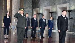 İçişleri Bakanı Ziya Öztürkler, Anıtkabir’i Ziyaret Etti