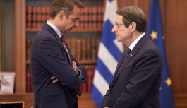 Yunanistan Başbakanı Miçotakis Rum Başkanlık Saray’da!
