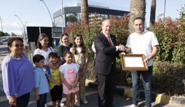 Maraş’ın 1 milyonuncu ziyaretçisine belgesi Cumhurbaşkanı Tatar’dan