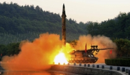 Kuzey Kore "süper büyük savaş başlıklı" seyir füzesi ile uçaksavar füzesini test etti